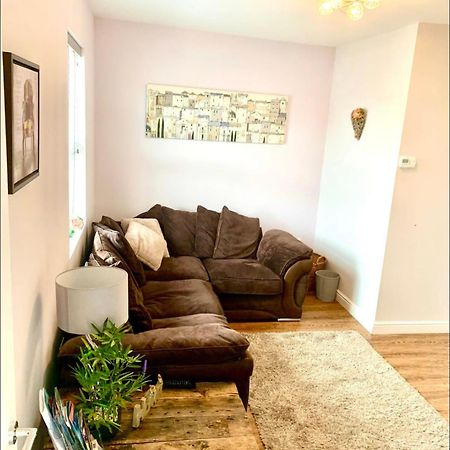 Poppy'S Place Llandudno Junction Dış mekan fotoğraf