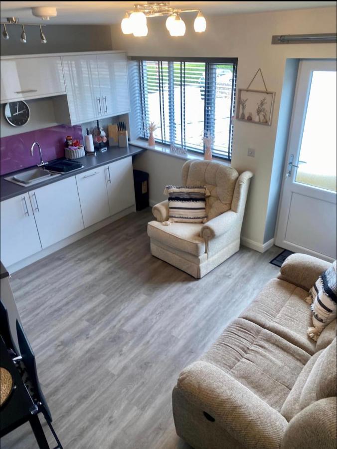 Poppy'S Place Llandudno Junction Dış mekan fotoğraf